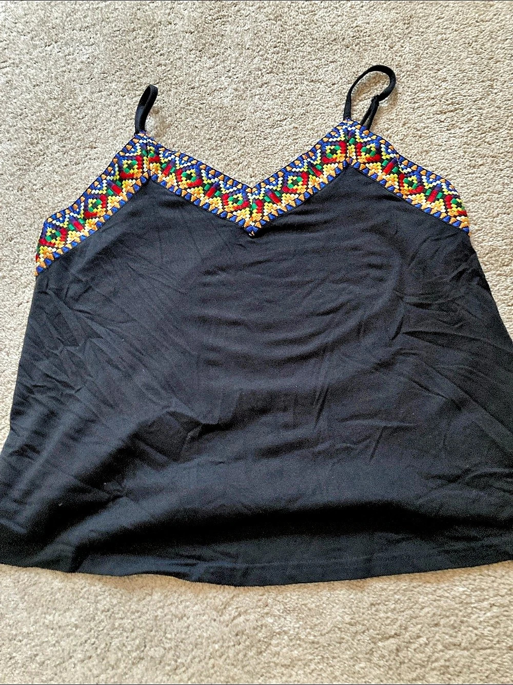 Emery Rose Geometric Trim Camisole in Black Size Medium